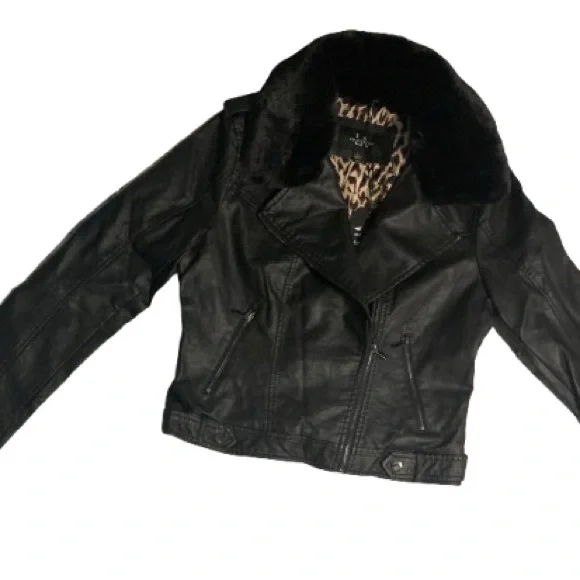 NWT_ Women's Leather Jacket __NWT - Picture 6 of 15
